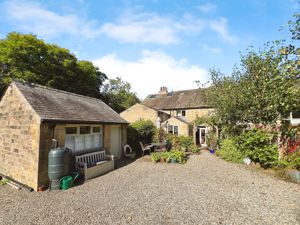 Rear elevation- click for photo gallery